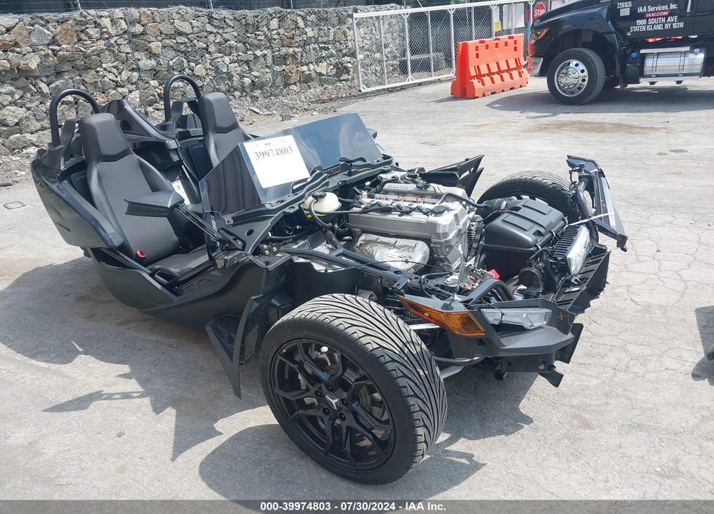 2023 POLARIS SLINGSHOT S WITH TECHNOLOGY PACKAGE VIN: 57XAATGD9P8159937