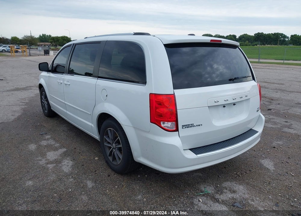 2017 DODGE GRAND CARAVAN SXT VIN: 2C4RDGCG7HR604398