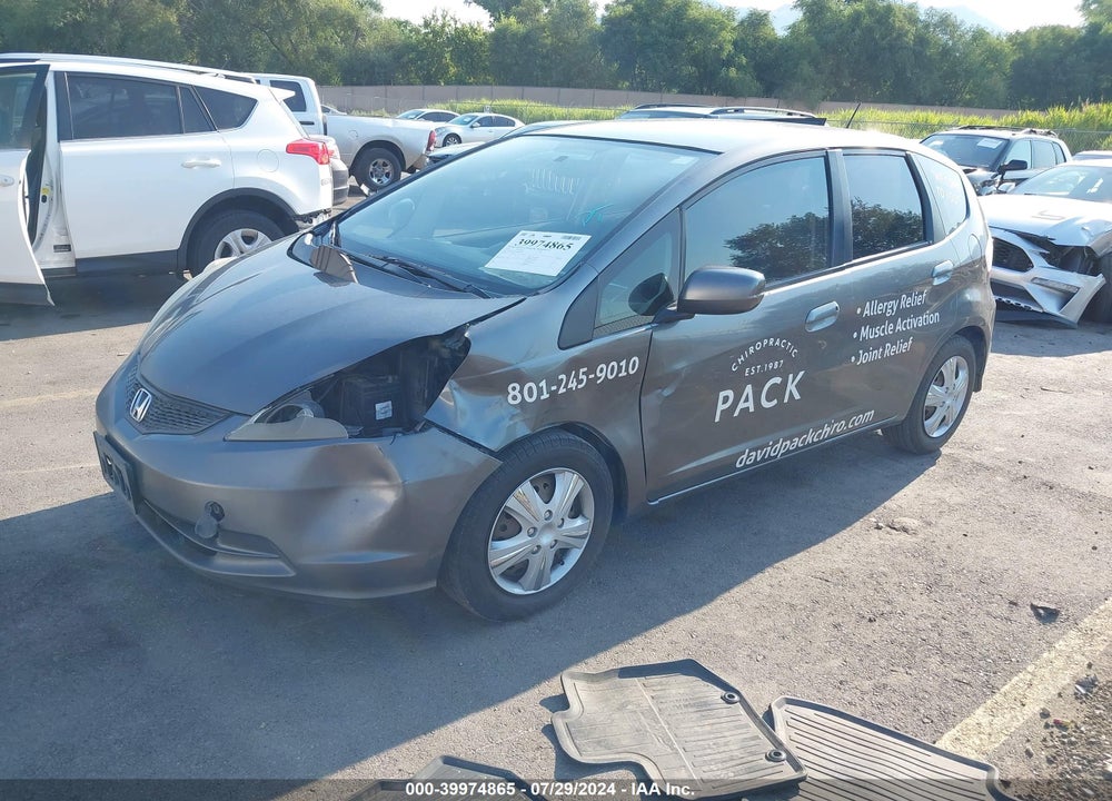 2013 HONDA FIT VIN: JHMGE8H31DC021875