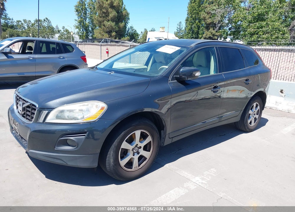 2010 VOLVO XC60 3.2 VIN: YV4960DL3A2105497