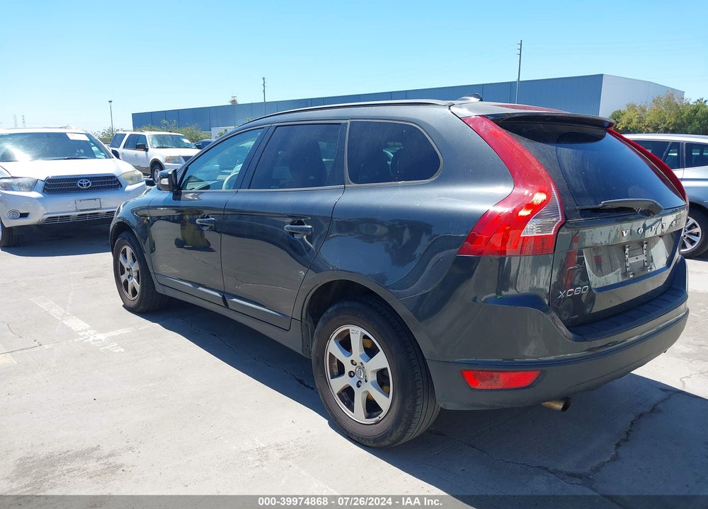2010 VOLVO XC60 3.2 VIN: YV4960DL3A2105497