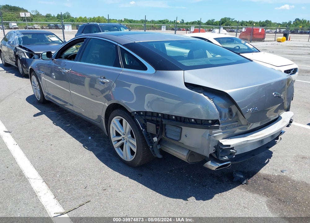 2012 JAGUAR XJ XJL PORTFOLIO VIN: SAJWA2GB3CLV37296