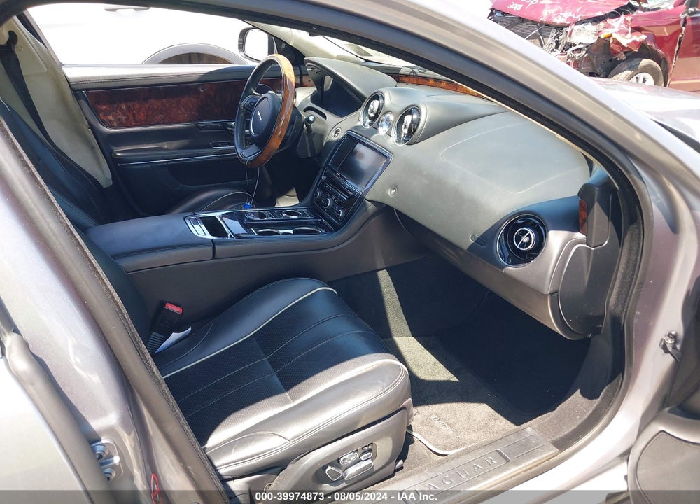 2012 JAGUAR XJ XJL PORTFOLIO VIN: SAJWA2GB3CLV37296