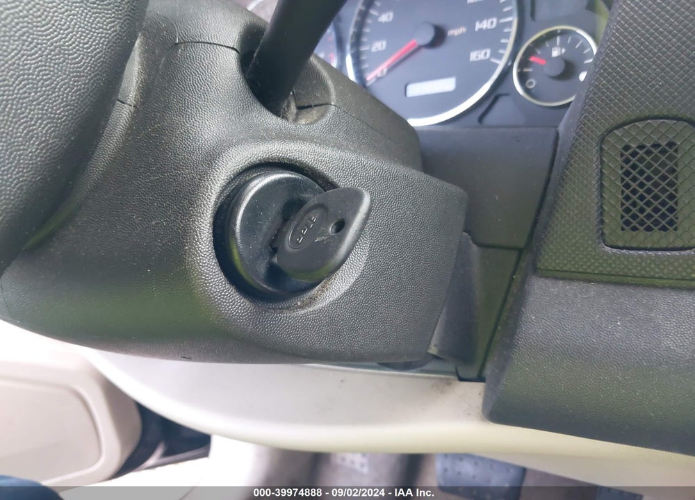 2005 CADILLAC SRX V6 VIN: 1GYEE637350219278