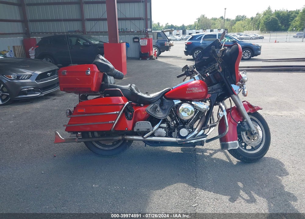 1991 HARLEY-DAVIDSON FLHT CLASSIC VIN: 1HD1DJL18MY500903