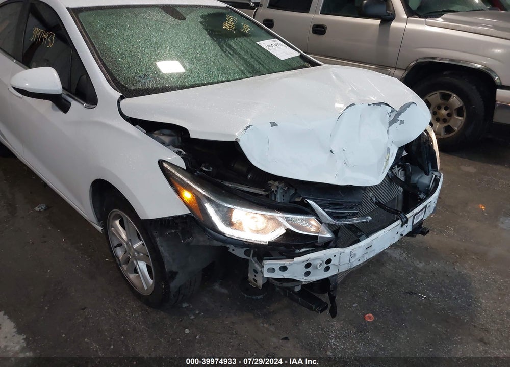 2017 CHEVROLET CRUZE LT AUTO VIN: 1G1BE5SM5H7272305