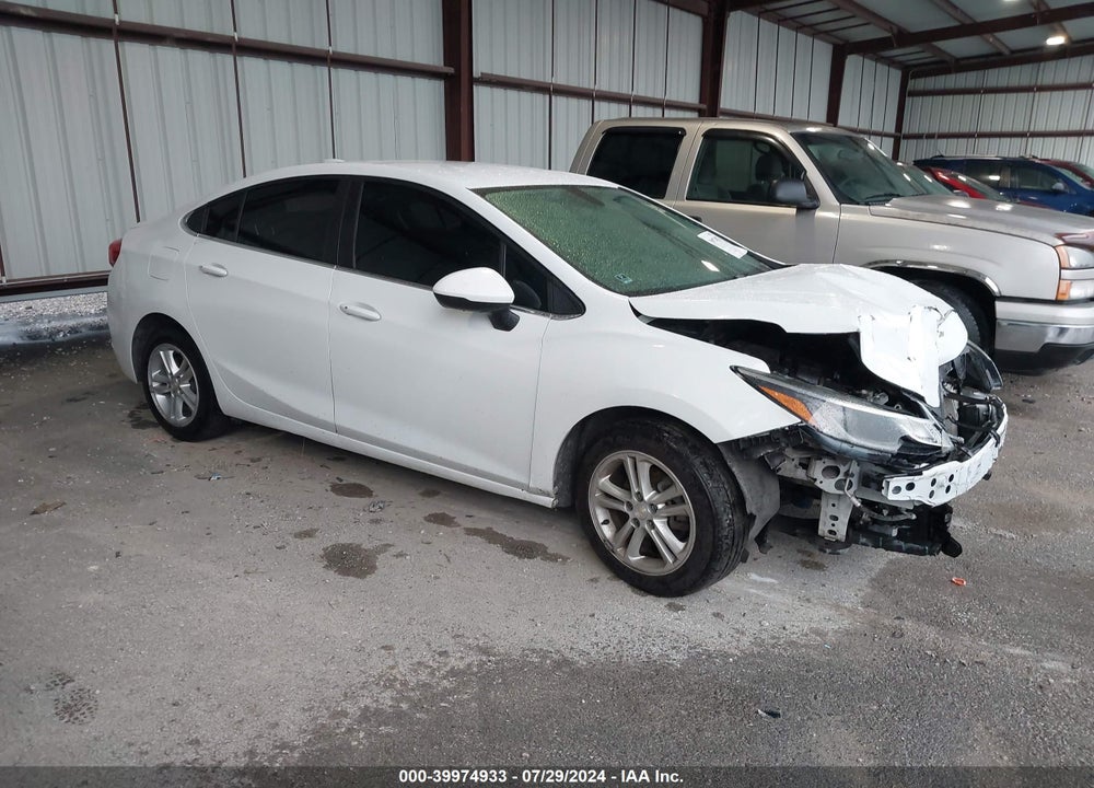 2017 CHEVROLET CRUZE LT AUTO VIN: 1G1BE5SM5H7272305