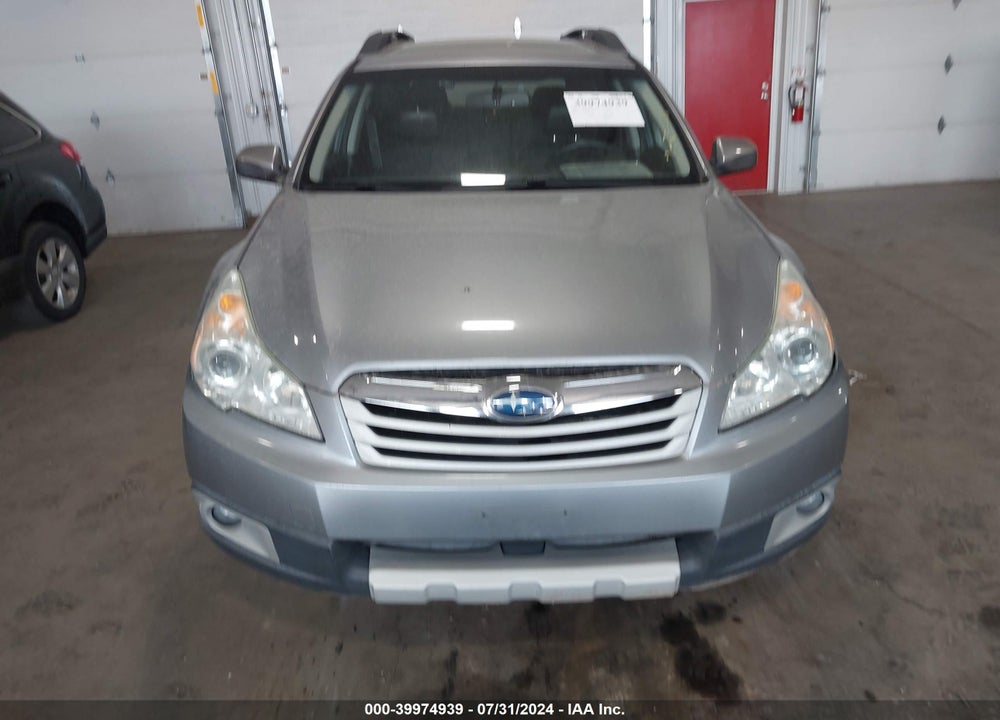 2010 SUBARU OUTBACK 2.5I LIMITED VIN: 4S4BRBLC5A3362191