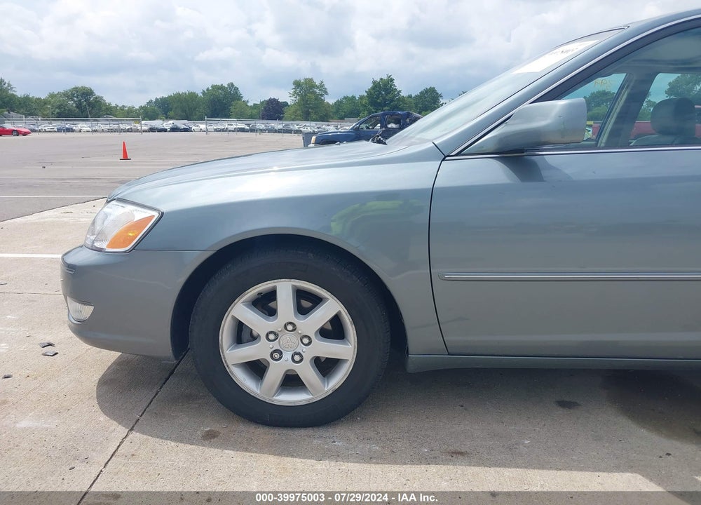 2001 TOYOTA AVALON XLS VIN: 4T1BF28B01U150303