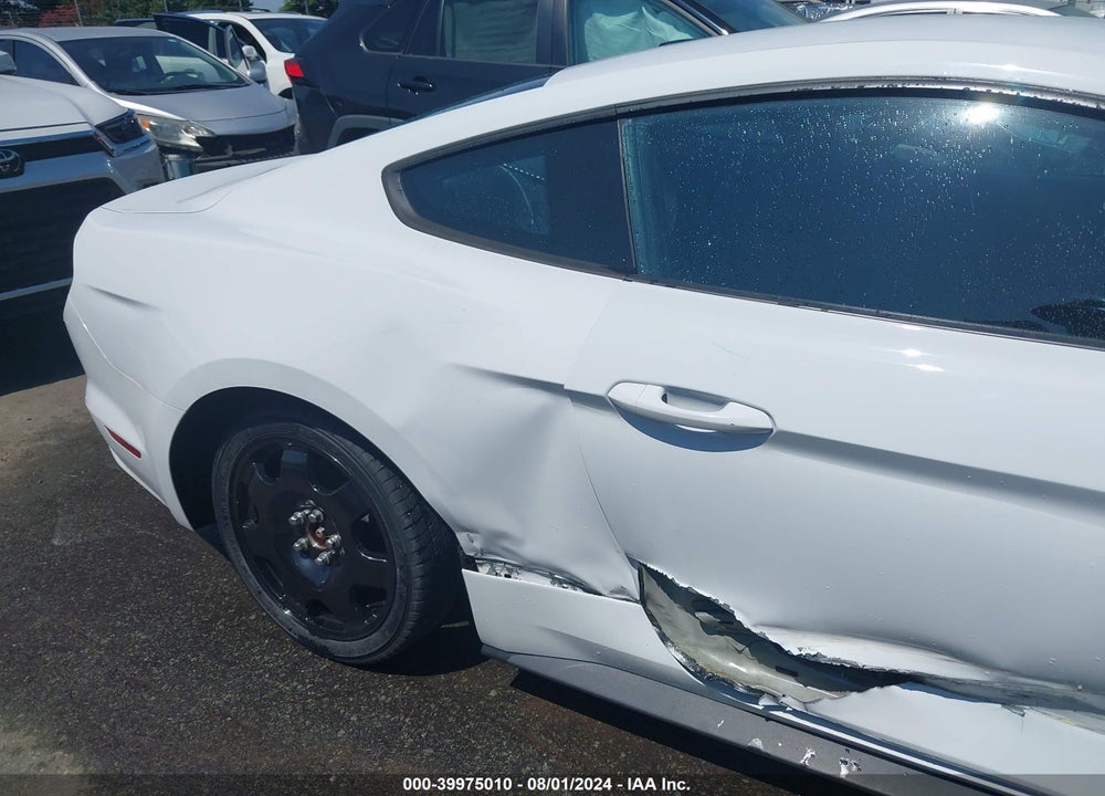 2016 FORD MUSTANG V6 VIN: 1FA6P8AM0G5331590