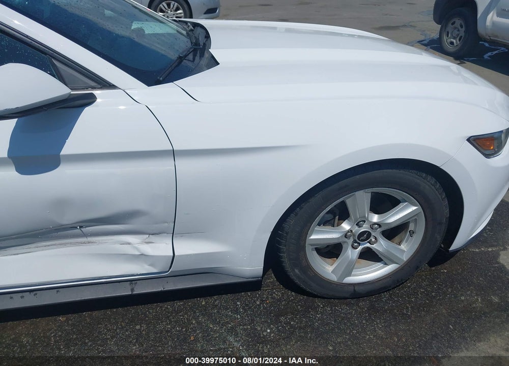 2016 FORD MUSTANG V6 VIN: 1FA6P8AM0G5331590