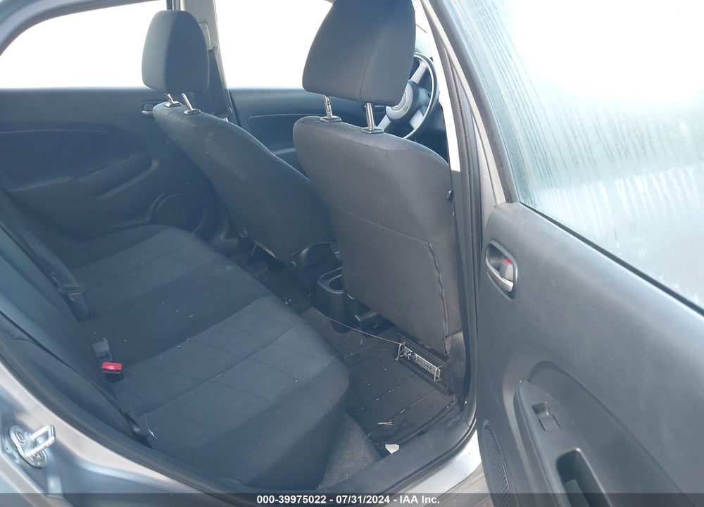 2011 MAZDA 2 SPORT VIN: JM1DE1HZXB0129040