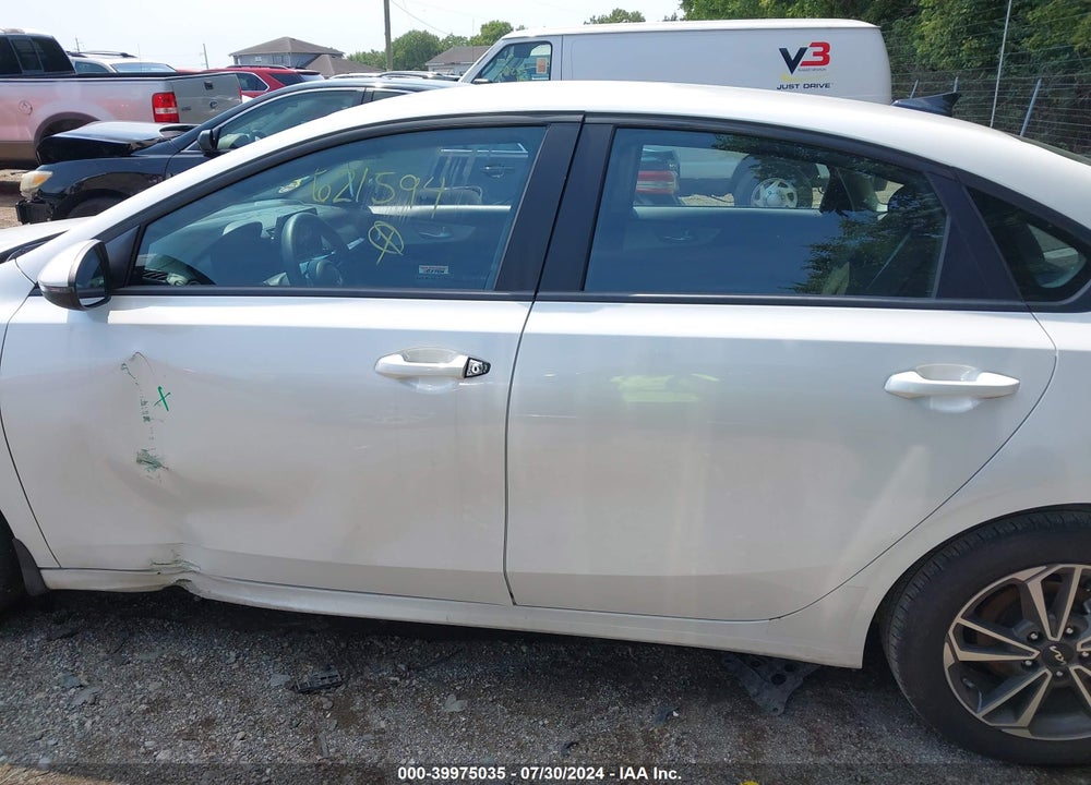 2023 KIA FORTE LXS VIN: 3KPF24AD4PE621594