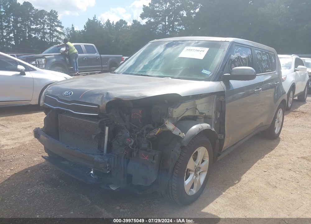 2018 KIA SOUL VIN: KNDJN2A27J7582253