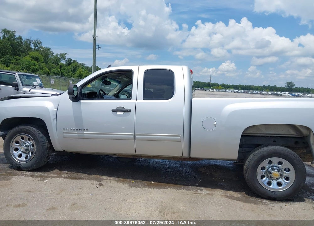 2012 CHEVROLET SILVERADO 1500 LS VIN: 1GCRCREA7CZ148408