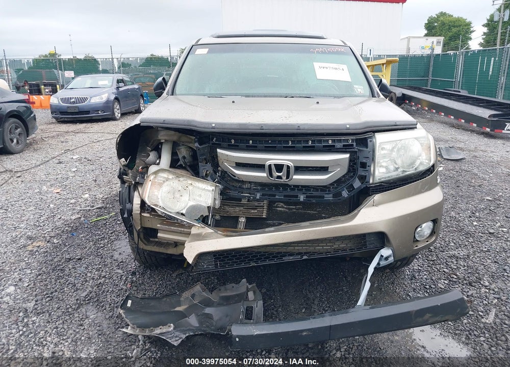 2011 HONDA PILOT VIN: 5FNYF4H52BB072802