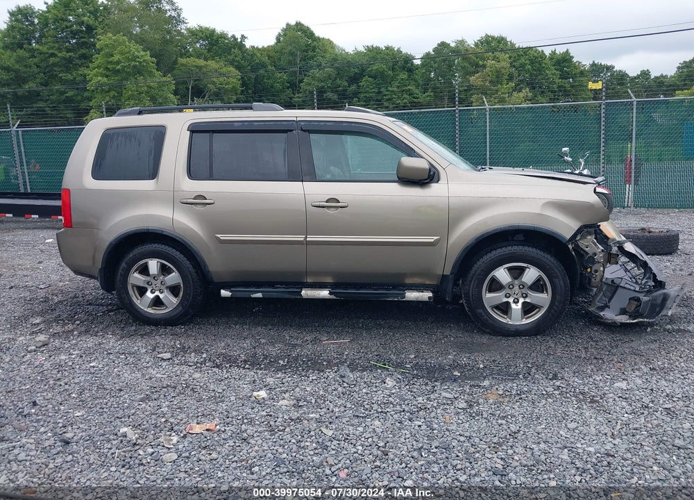 2011 HONDA PILOT VIN: 5FNYF4H52BB072802