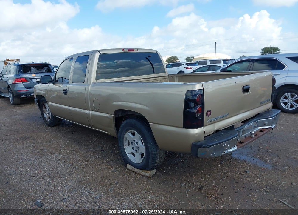 2005 CHEVROLET SILVERADO 1500 LS VIN: 1GCEC19V95Z102935