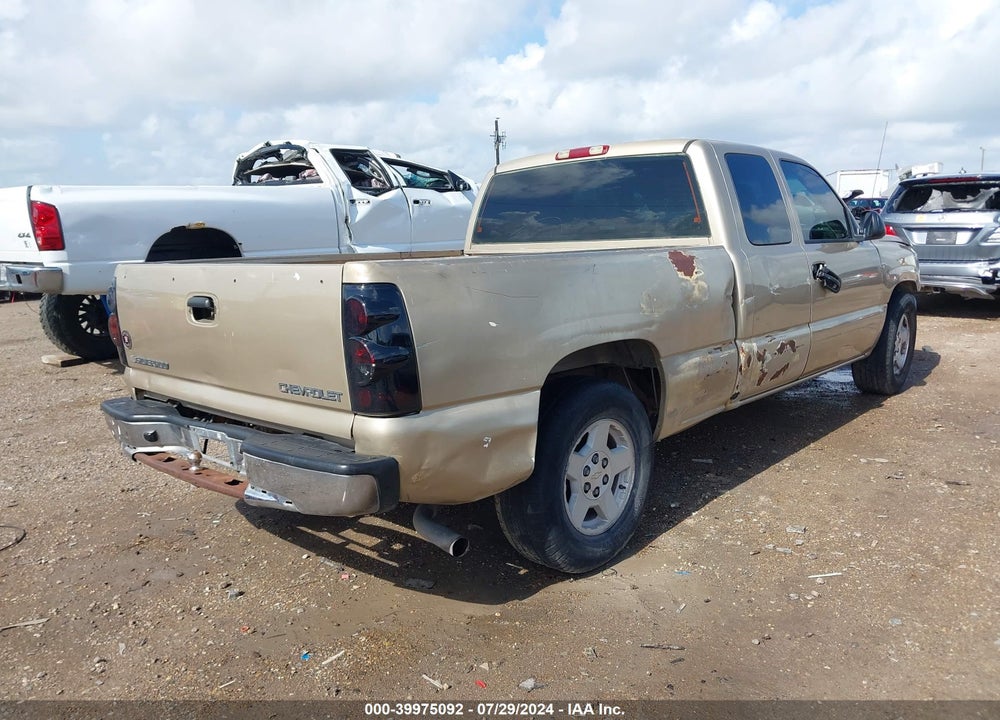 2005 CHEVROLET SILVERADO 1500 LS VIN: 1GCEC19V95Z102935