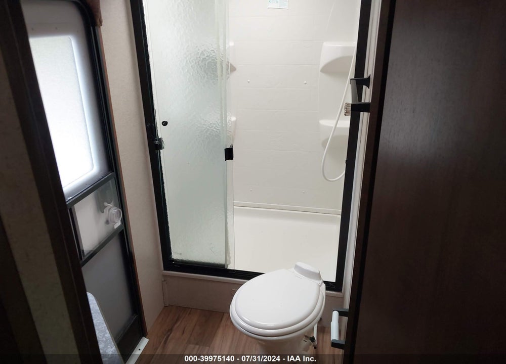 2016 JAYCO INC JFL28BHBE VIN: 1UJBJ0BR5G1TC0481