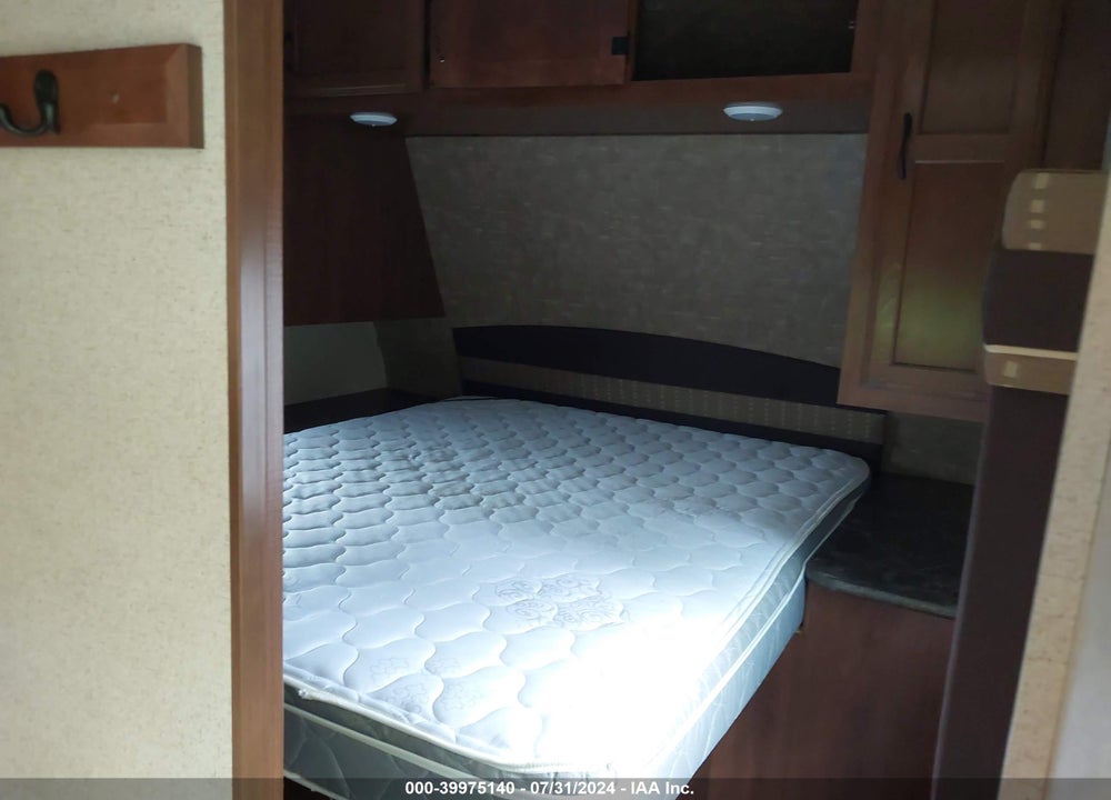 2016 JAYCO INC JFL28BHBE VIN: 1UJBJ0BR5G1TC0481
