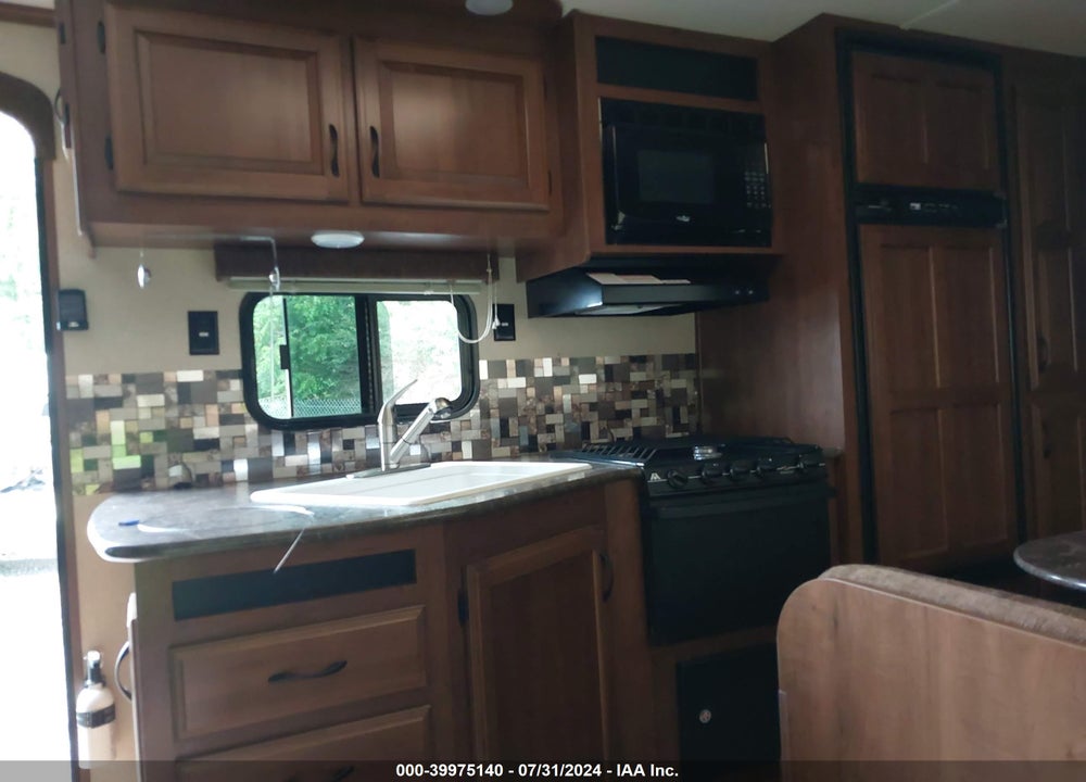 2016 JAYCO INC JFL28BHBE VIN: 1UJBJ0BR5G1TC0481