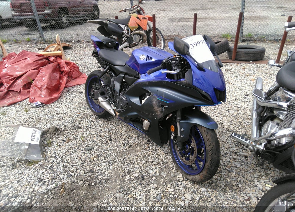 2023 YAMAHA YZFR7 VIN: JYARM38E7PA008089