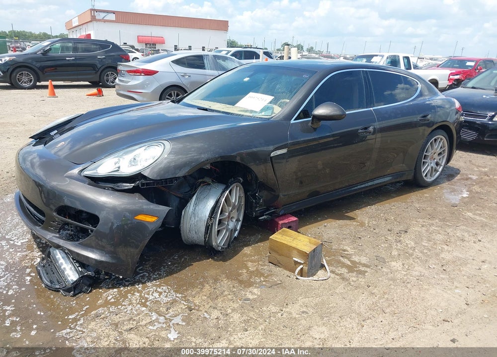 2013 PORSCHE PANAMERA S VIN: WP0AB2A70DL060807
