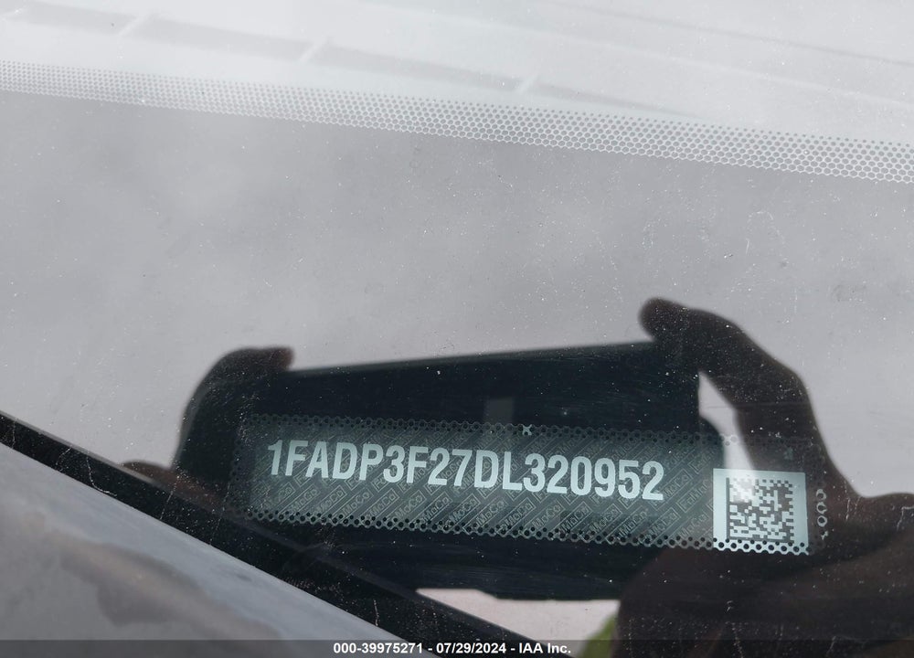 2013 FORD FOCUS SE VIN: 1FADP3F27DL320952