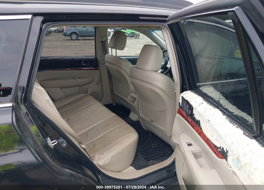 2011 SUBARU OUTBACK 2.5I LIMITED VIN: 4S4BRBKC3B3361138