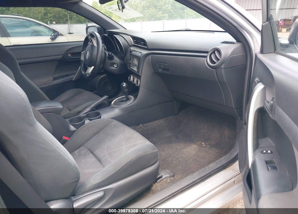 2011 SCION TC VIN: JTKJF5C74B3020898