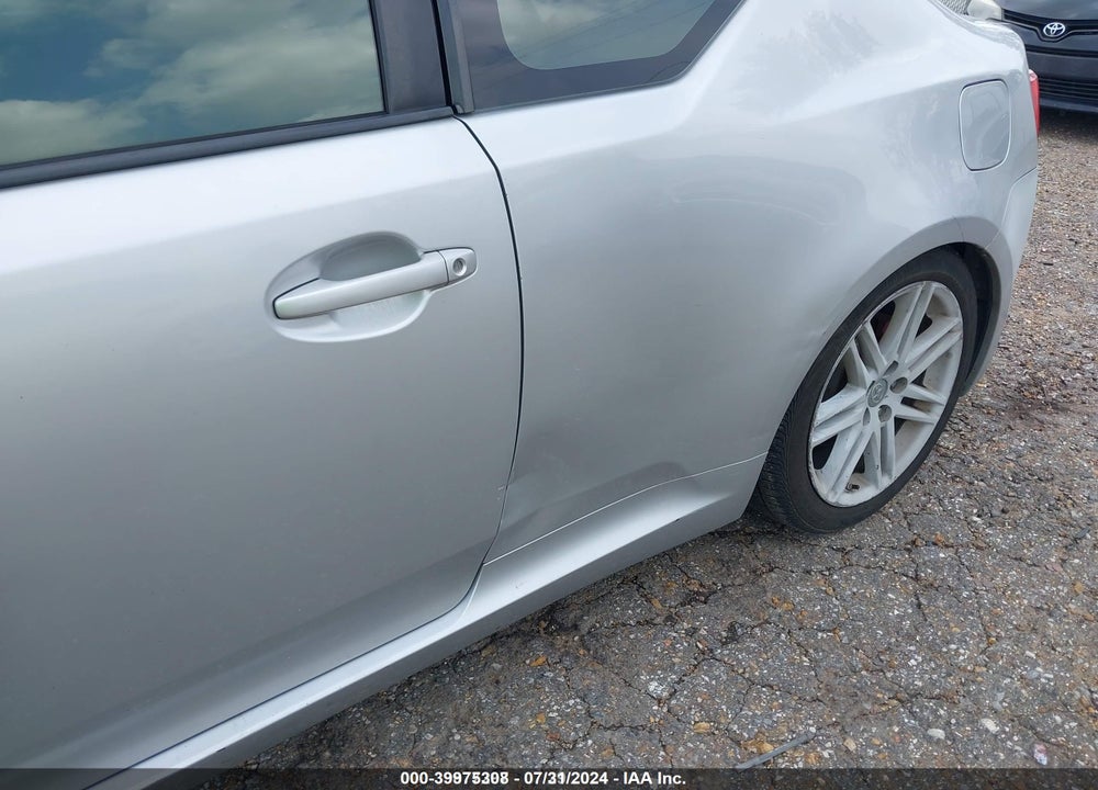 2011 SCION TC VIN: JTKJF5C74B3020898