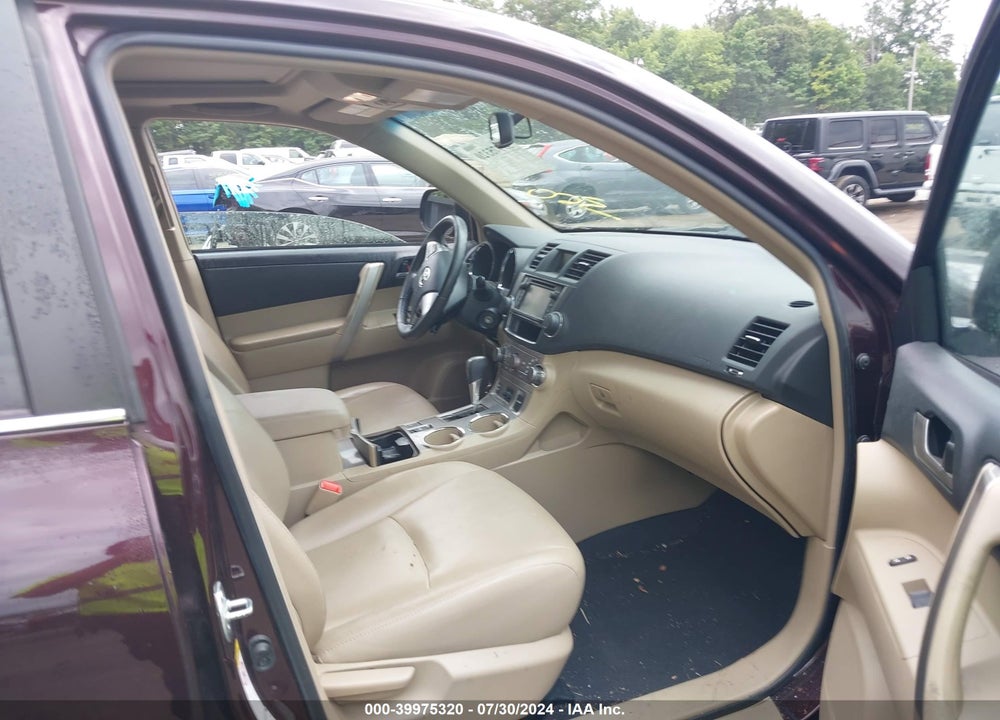 2013 TOYOTA HIGHLANDER SE V6 VIN: 5TDBK3EH6DS189467