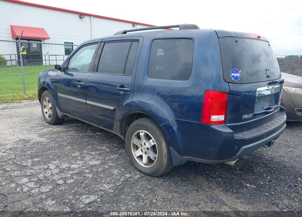 2010 HONDA PILOT TOURING VIN: 5FNYF4H95AB001742