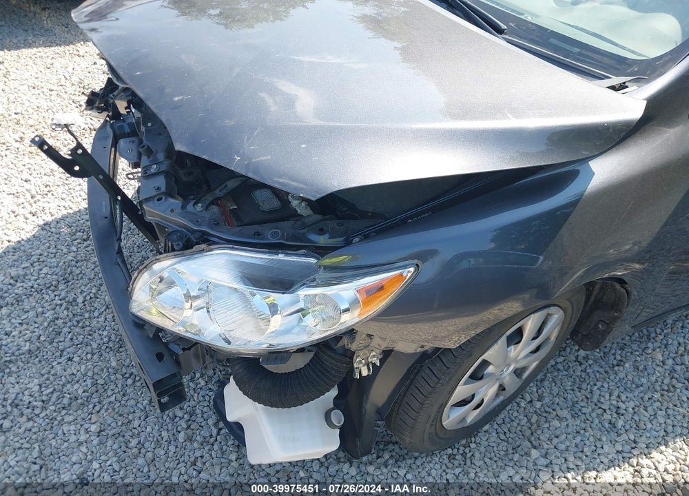 2009 TOYOTA COROLLA LE VIN: JTDBL40EX99049010