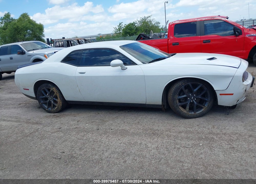 2019 DODGE CHALLENGER SXT VIN: 2C3CDZAG5KH621058