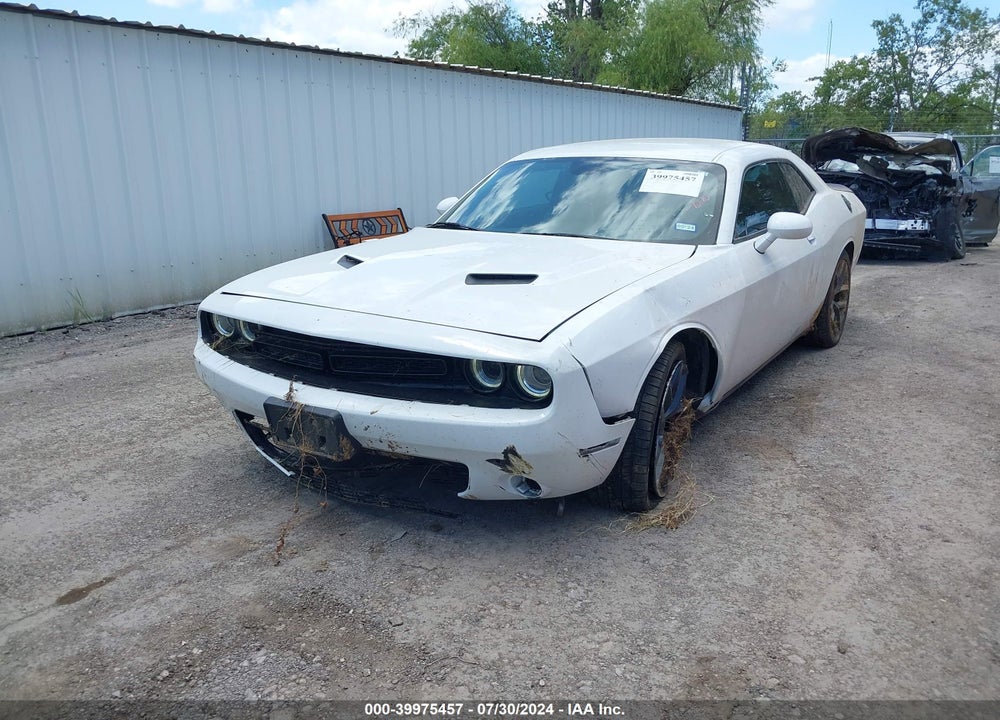 2019 DODGE CHALLENGER SXT VIN: 2C3CDZAG5KH621058