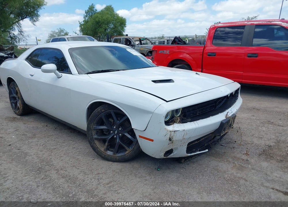 2019 DODGE CHALLENGER SXT VIN: 2C3CDZAG5KH621058
