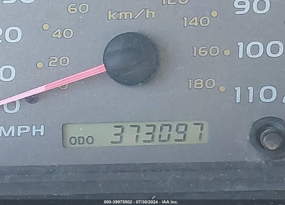 2002 TOYOTA SEQUOIA LIMITED V8 VIN: 5TDZT38A32S097143