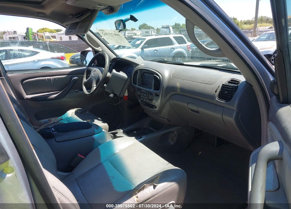 2002 TOYOTA SEQUOIA LIMITED V8 VIN: 5TDZT38A32S097143