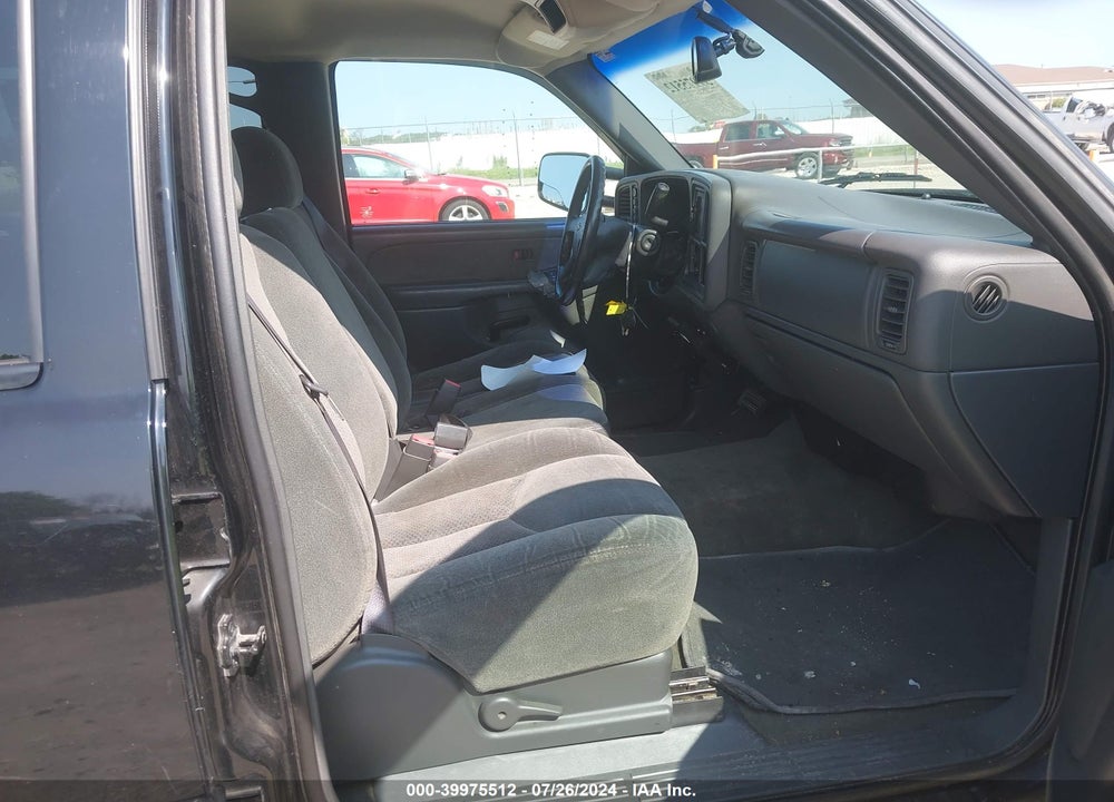 2003 CHEVROLET SILVERADO 1500HD LS VIN: 1GCGK13U33F116453