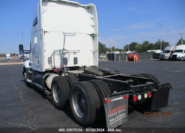 2018 KENWORTH T680 VIN: 1XKYDP9X5JJ189566