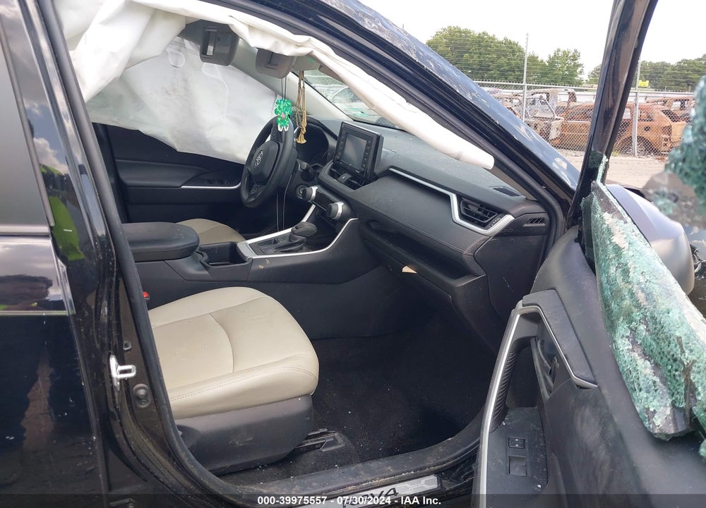 2022 TOYOTA RAV4 LE VIN: 2T3H1RFV1NW205627