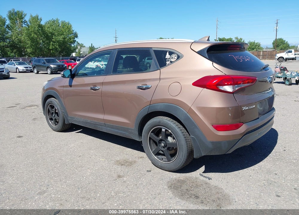 2016 HYUNDAI TUCSON LIMITED VIN: KM8J3CA23GU123965