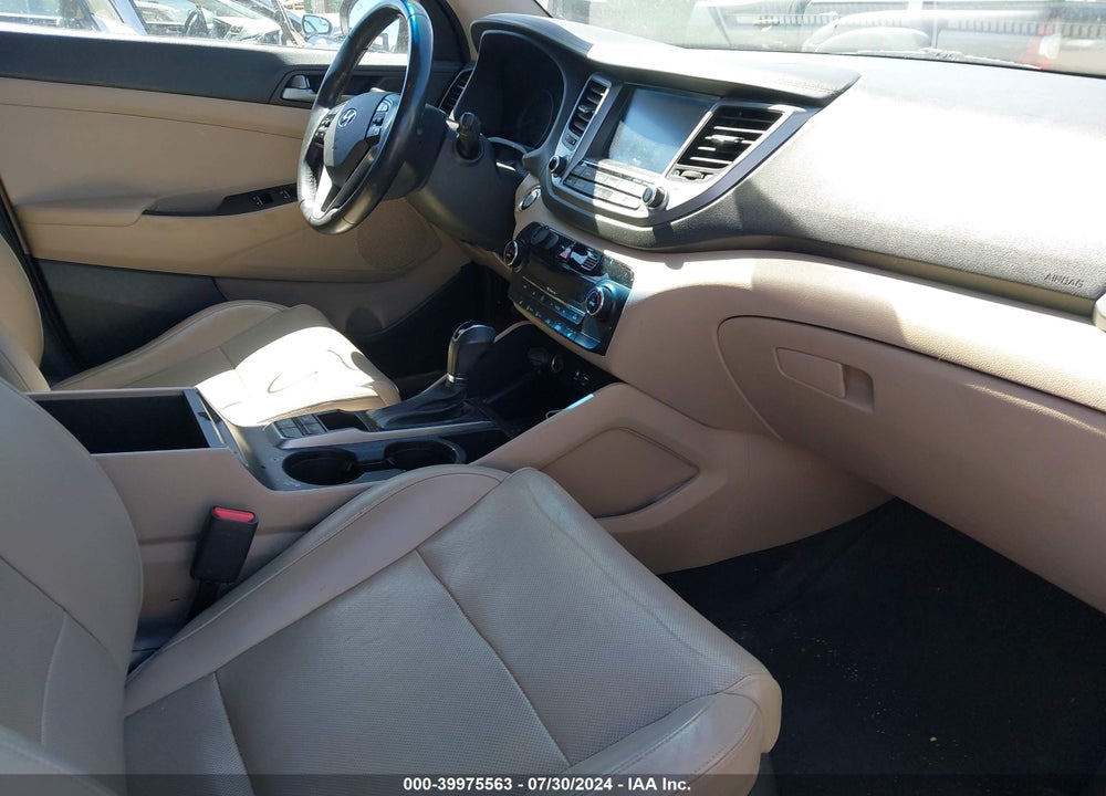2016 HYUNDAI TUCSON LIMITED VIN: KM8J3CA23GU123965