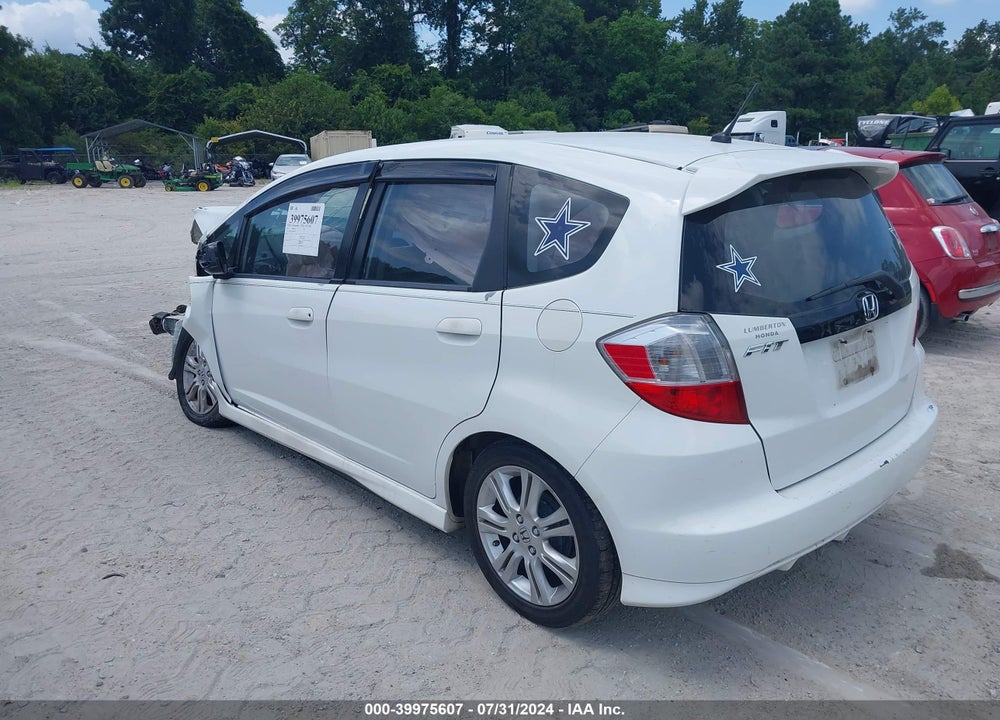 2011 HONDA FIT SPORT VIN: JHMGE8H55BS009278