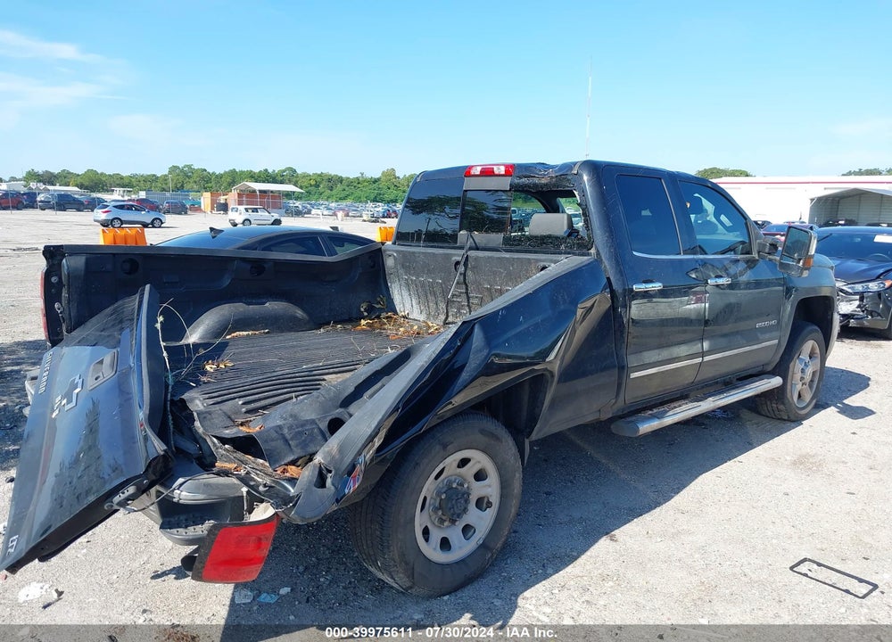2016 CHEVROLET SILVERADO 2500HD LTZ VIN: 1GC2KWE80GZ272817