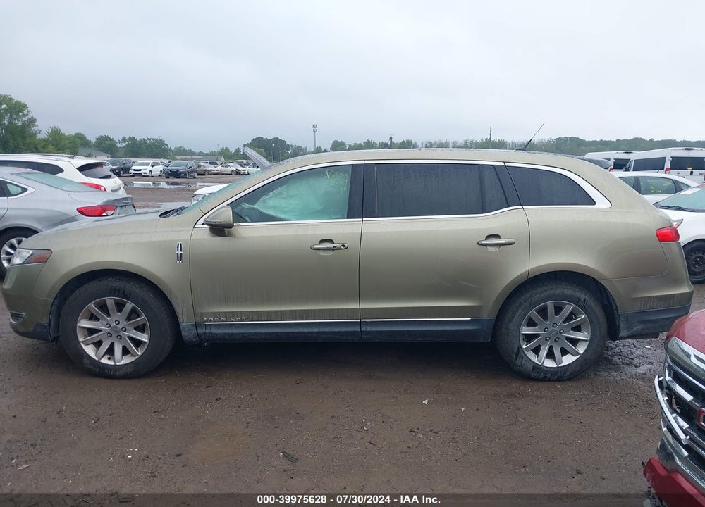 2013 LINCOLN MKT LIVERY VIN: 2LMGJ5M97DBL50117