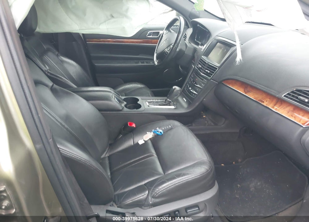2013 LINCOLN MKT LIVERY VIN: 2LMGJ5M97DBL50117