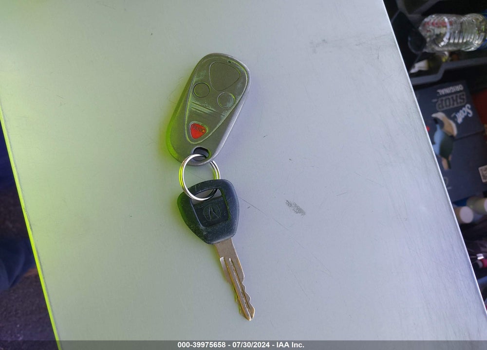 2004 ACURA MDX VIN: 2HNYD18664H502352